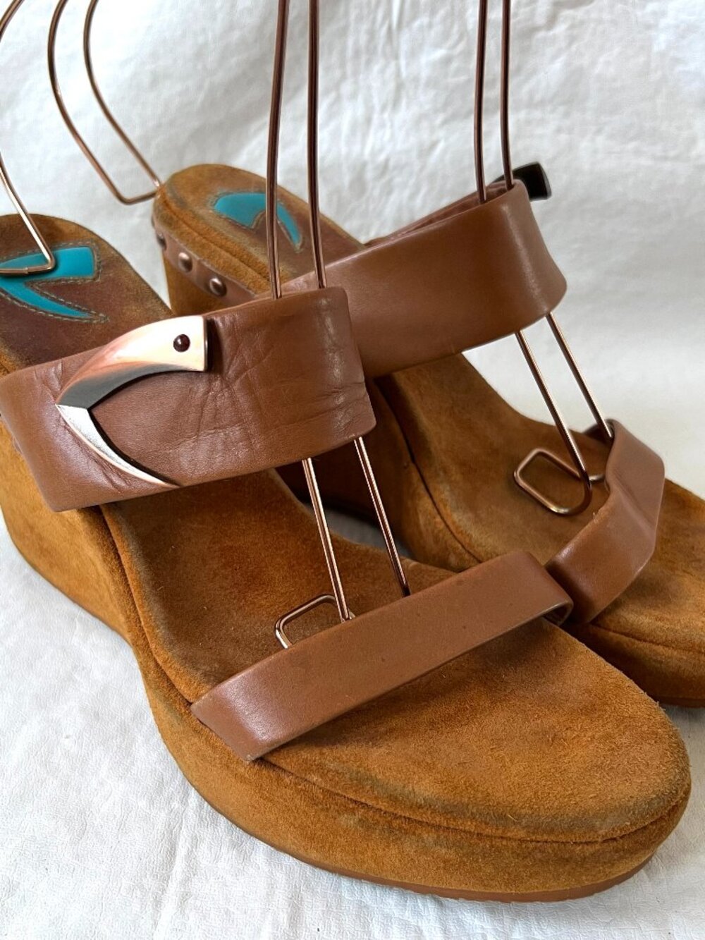 Donald Pliner sandals Kelly Toffee brown suede womens 9 wedges studded platform